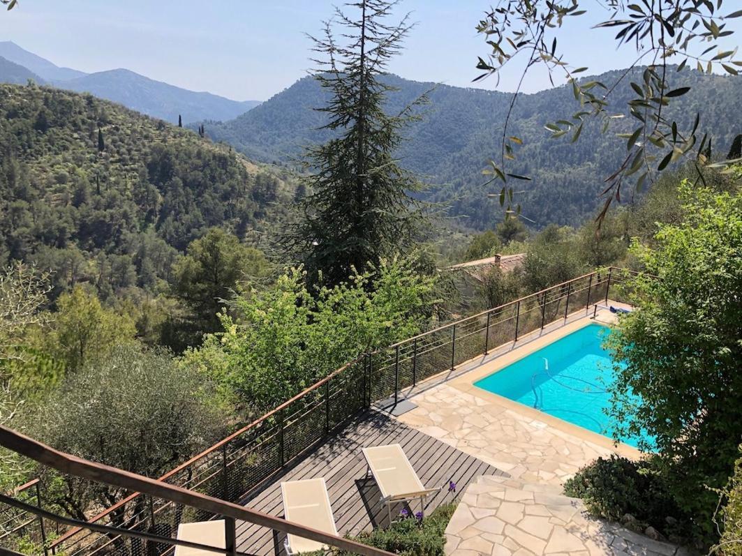 Les Figaires Vila L'Escarene Exterior foto