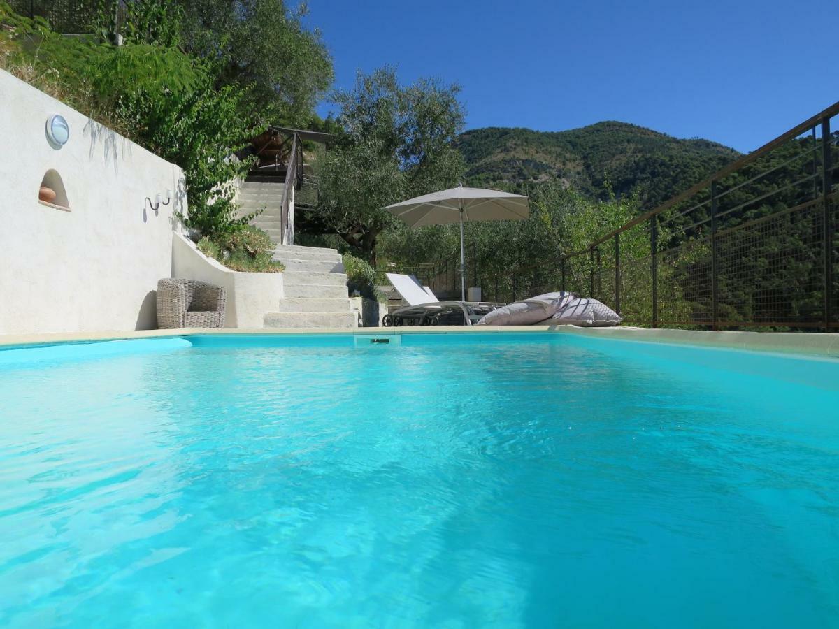 Les Figaires Vila L'Escarene Exterior foto