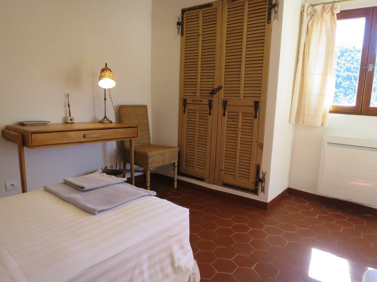 Les Figaires Vila L'Escarene Exterior foto